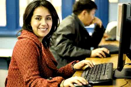 Students_at_Computers